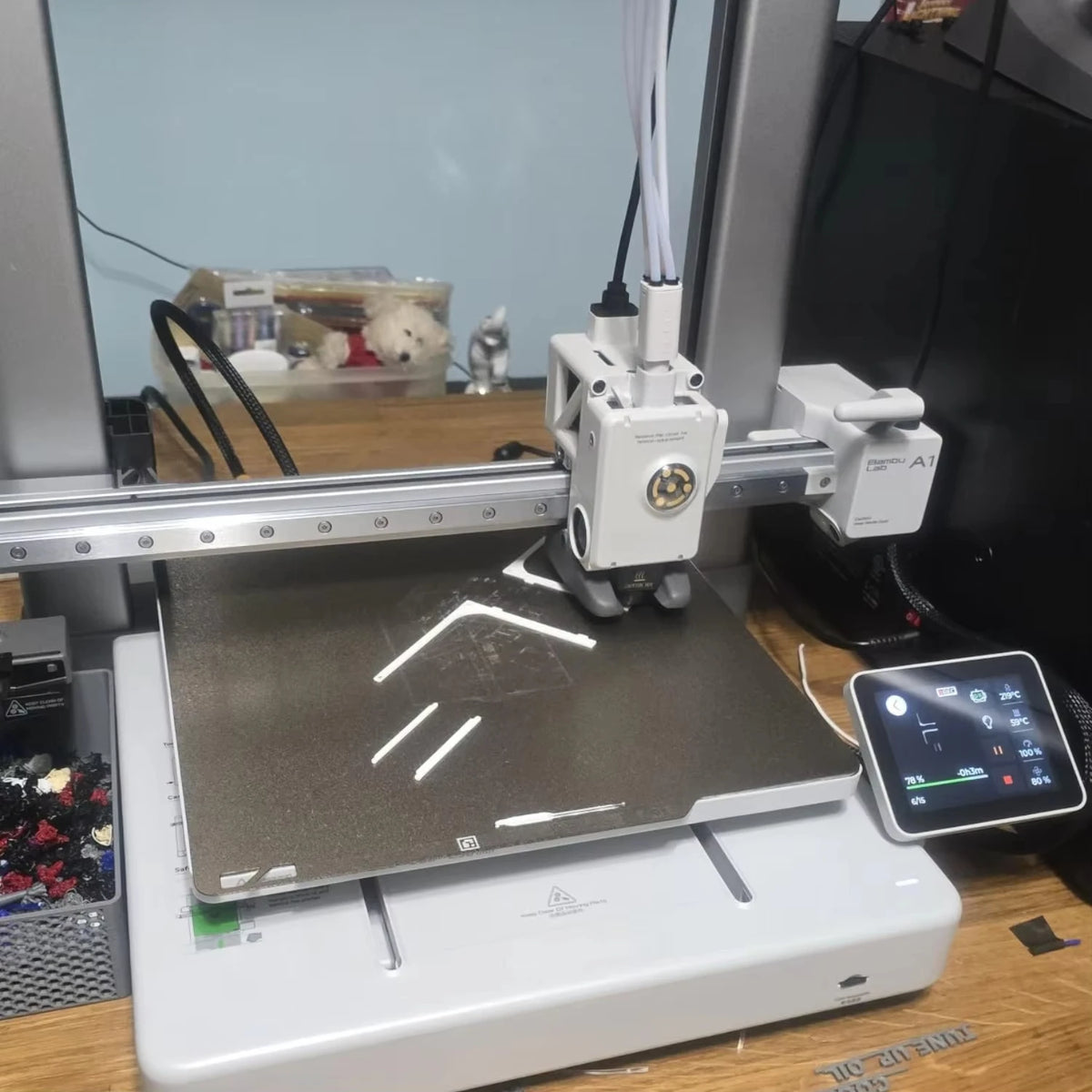 A1 Combo Fully Automatic Industrial-Grade 3D High-Speed Multicolor FDM PLA 3D Printer with Leveling Function, New